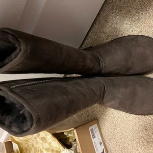 Brand new Classic tall brown boot, smoke free home